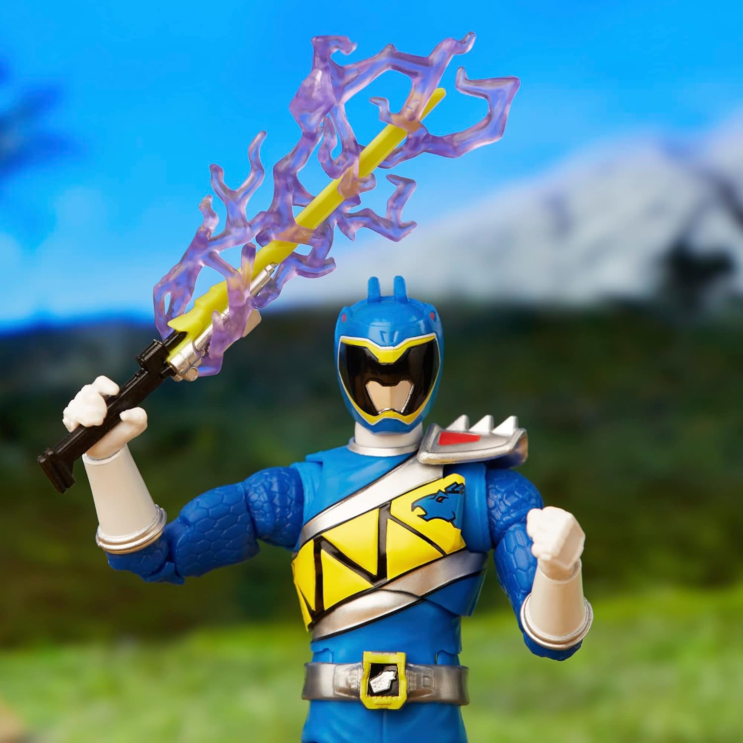 Power Rangers Lightning Collection Dino Charge Blue Ranger 6-inch Action Figure, Toys and Action Figures for Kids Ages 4 and Up